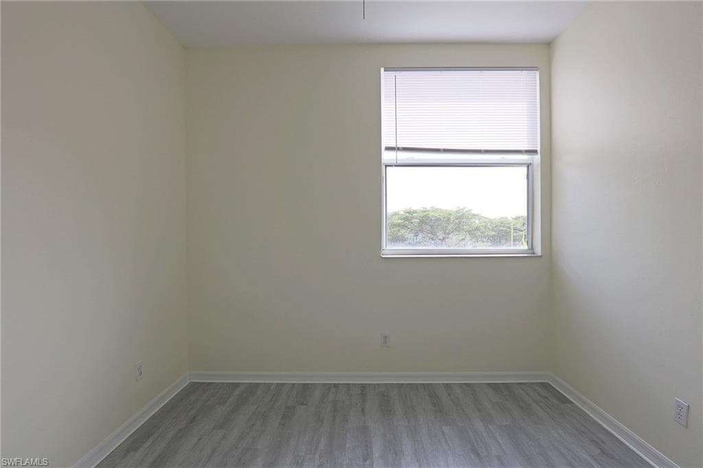 4117 Bellasol CIR # 121, FORT MYERS FL 33916-5