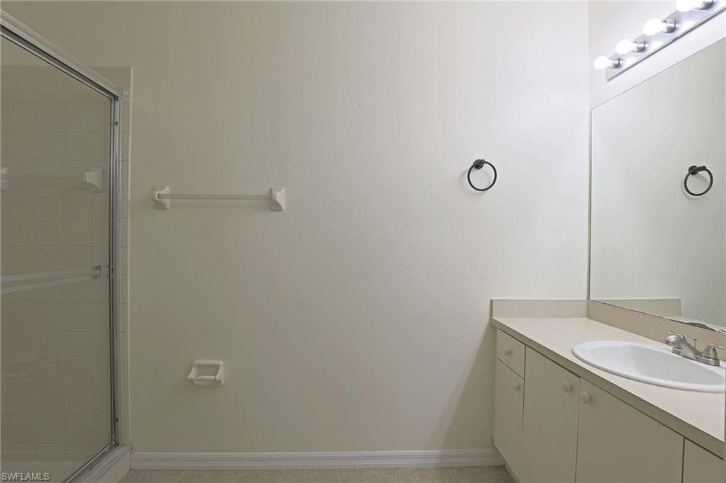 4117 Bellasol CIR # 121, FORT MYERS FL 33916-12