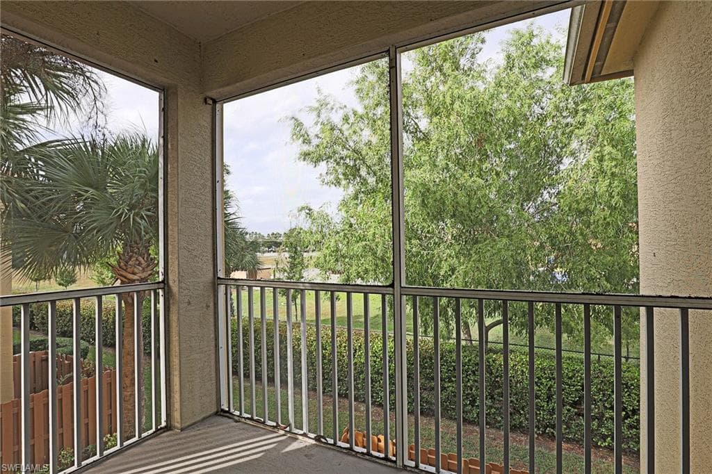 4117 Bellasol CIR # 121, FORT MYERS FL 33916-15