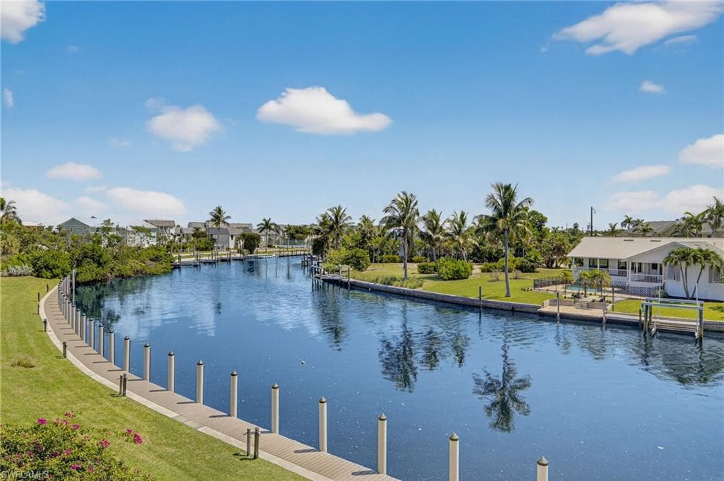 1250 Tennisplace CT # B34, SANIBEL FL 33957-17