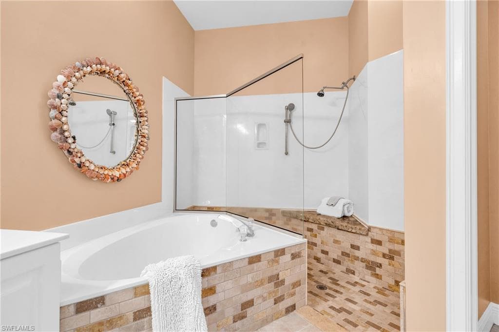 15108 Ports Of Iona DR, FORT MYERS FL 33908-22