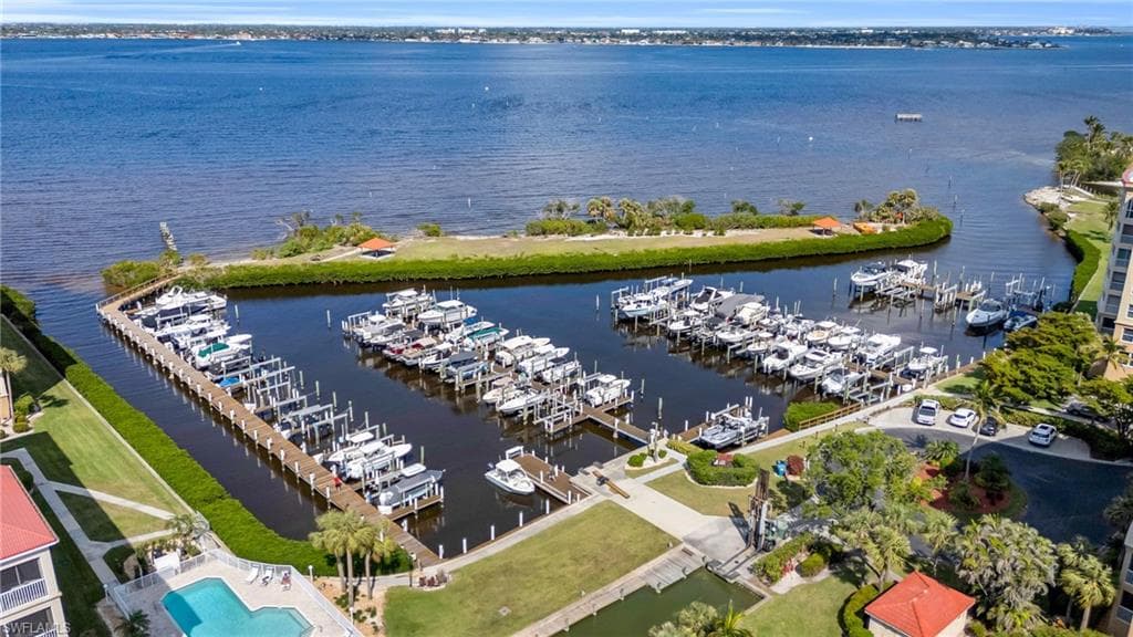 15108 Ports Of Iona DR, FORT MYERS FL 33908-41