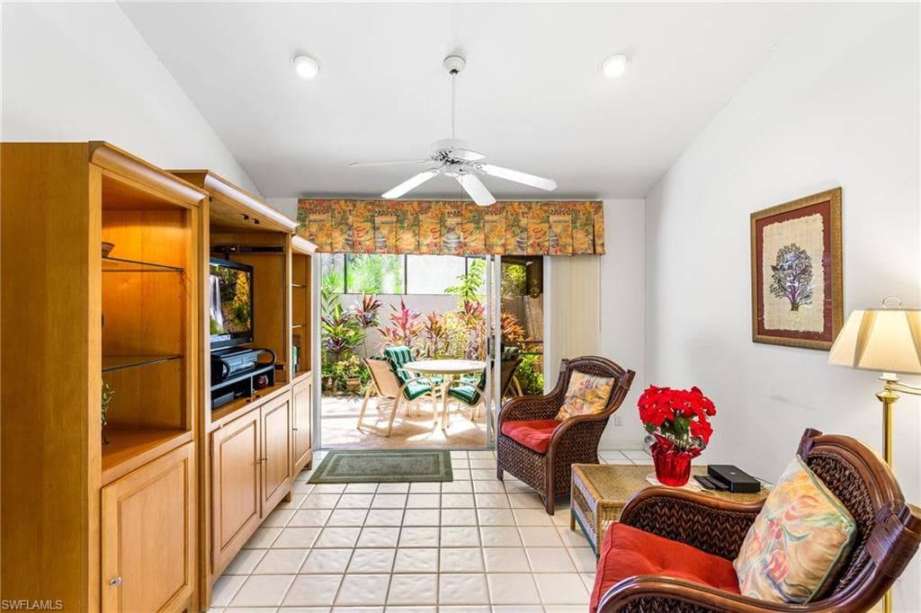 15162 Majorca Bay DR # 2, NAPLES FL 34110-4