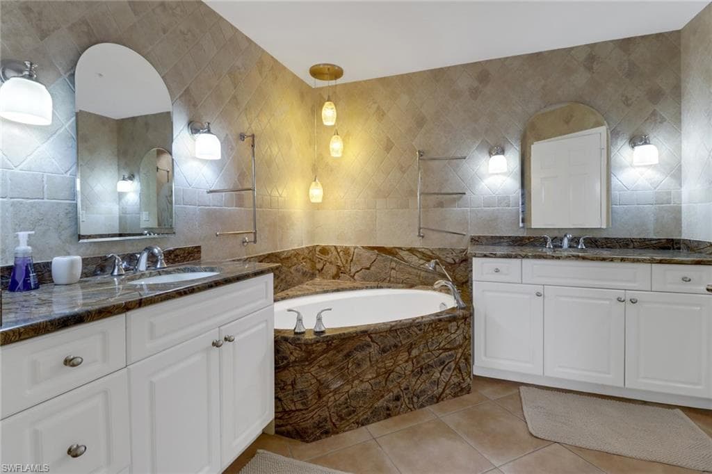 401 Bayfront PL 3201-15