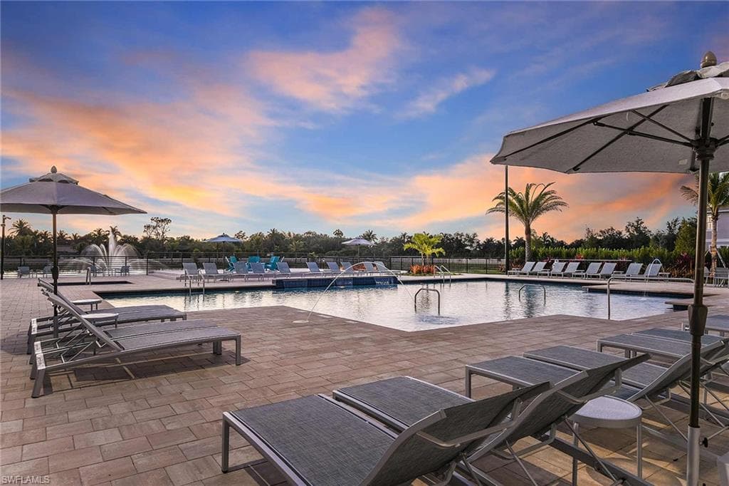4563 Arboretum CIR # 202, NAPLES FL 34112-45