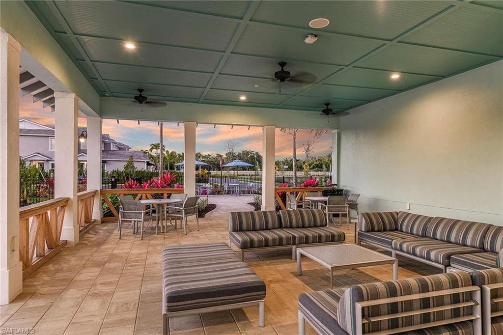 4563 Arboretum CIR # 202, NAPLES FL 34112-47