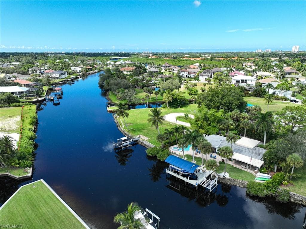 27191 Del LN, BONITA SPRINGS FL 34135-1