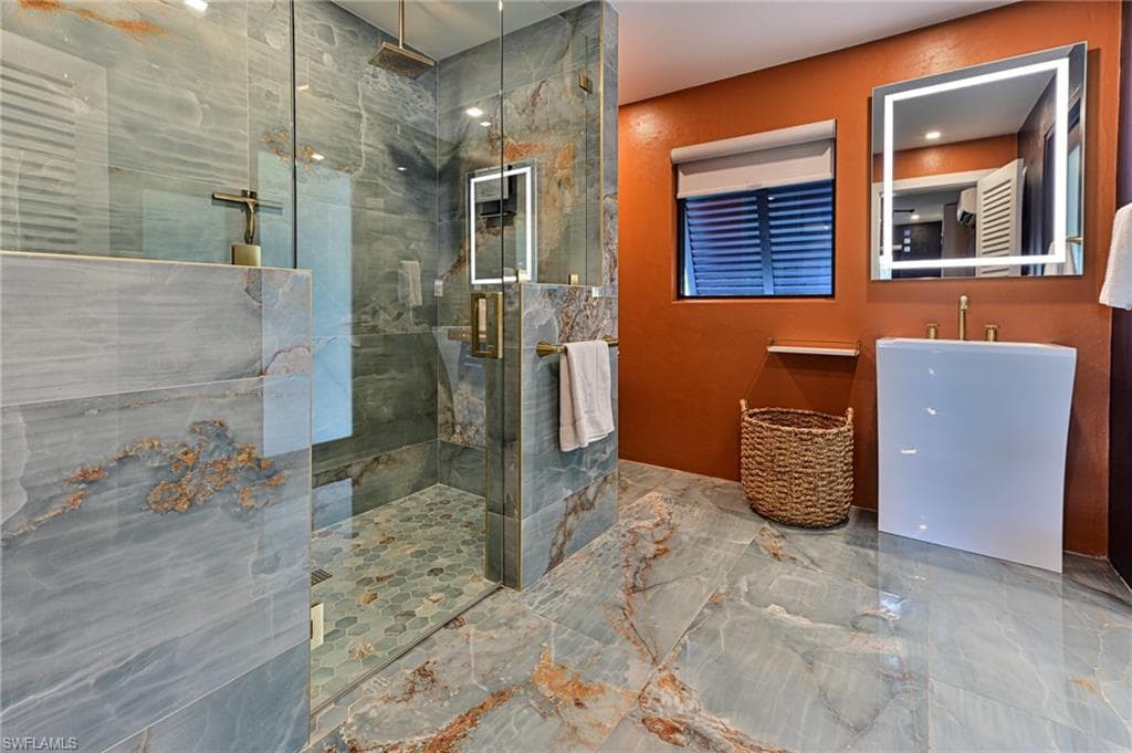 27191 Del LN, BONITA SPRINGS FL 34135-27