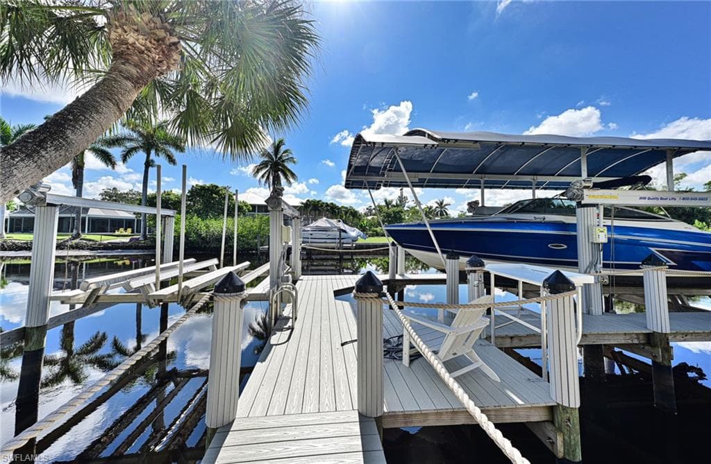 27191 Del LN, BONITA SPRINGS FL 34135-37