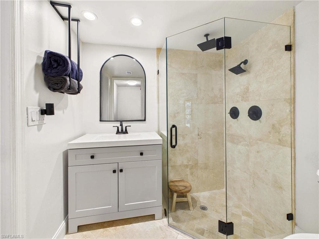 9821 Alabama ST # 2, BONITA SPRINGS FL 34135-12