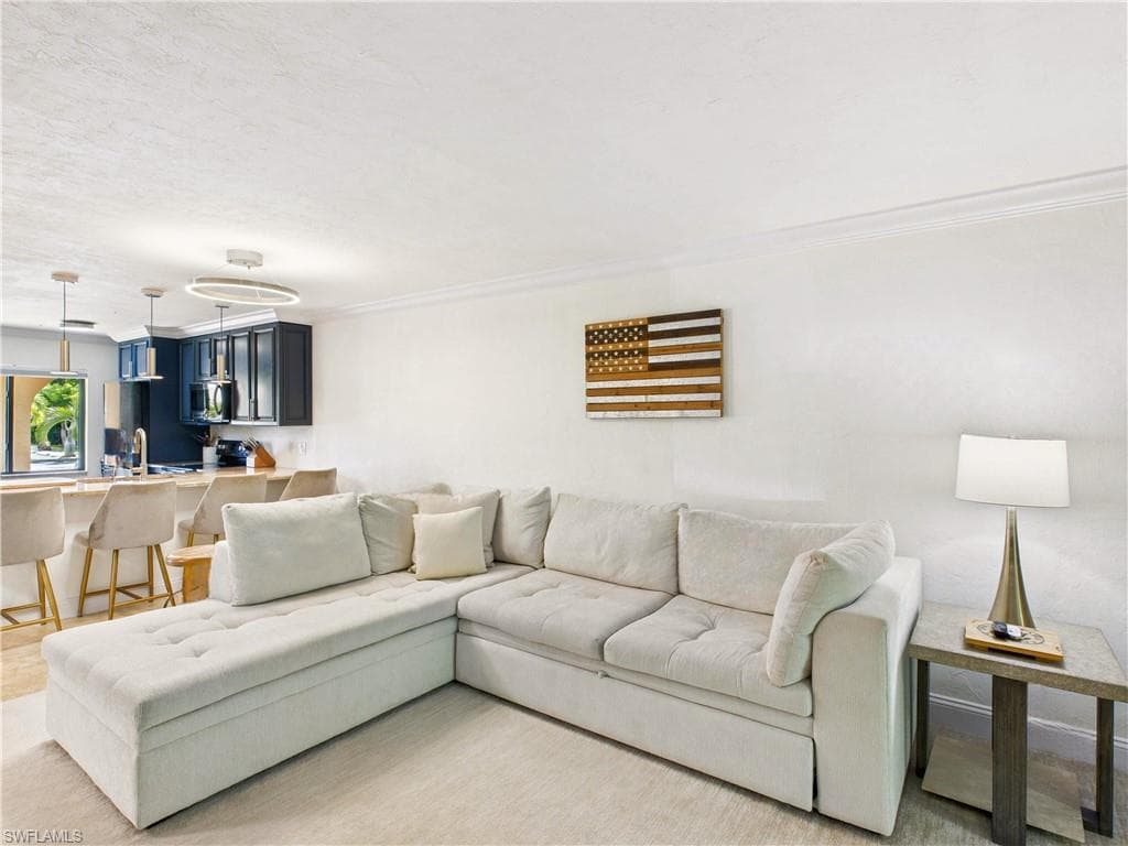 9821 Alabama ST # 2, BONITA SPRINGS FL 34135-7