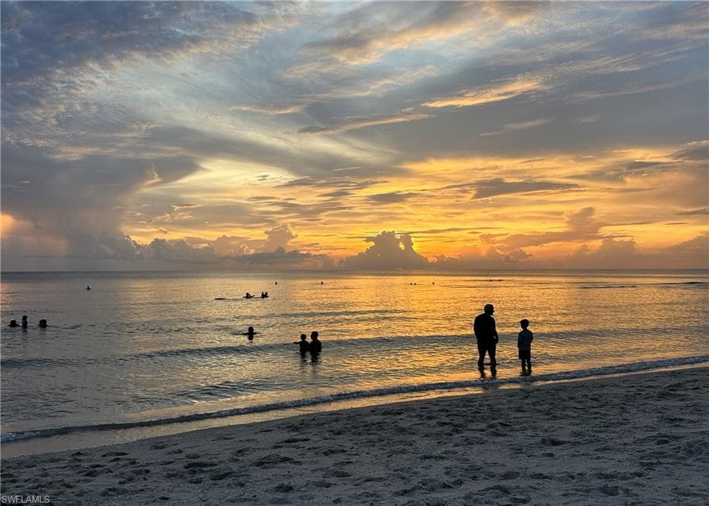 746 Park AVE, NAPLES FL 34110-27