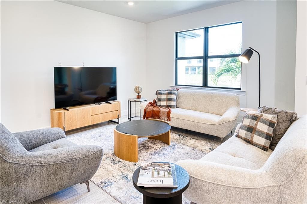 4263 Sonoma Oaks CIR, NAPLES FL 34119-8