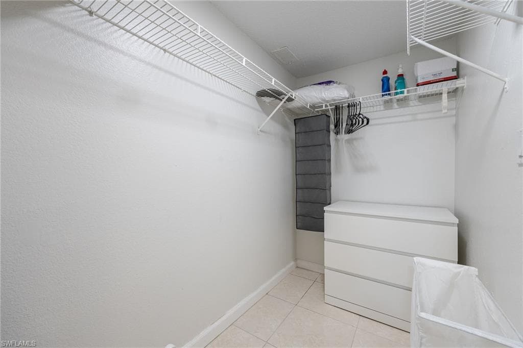 12591 Equestrian CIR # 1207, FORT MYERS FL 33907-27