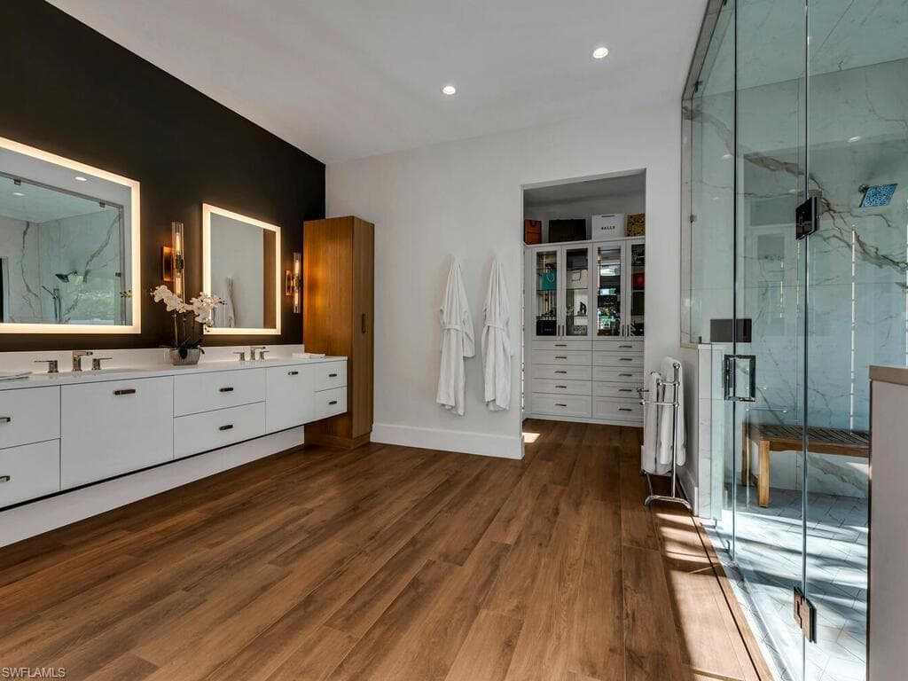 1251 Creech RD, NAPLES FL 34103-16