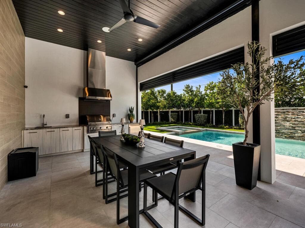 1251 Creech RD, NAPLES FL 34103-32