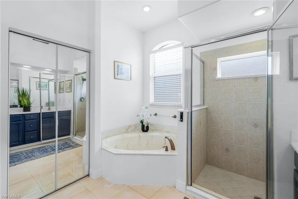 14846 Toscana WAY, NAPLES FL 34120-20