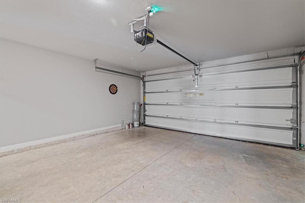 8015 Mangrove CIR, LABELLE FL 33935-26