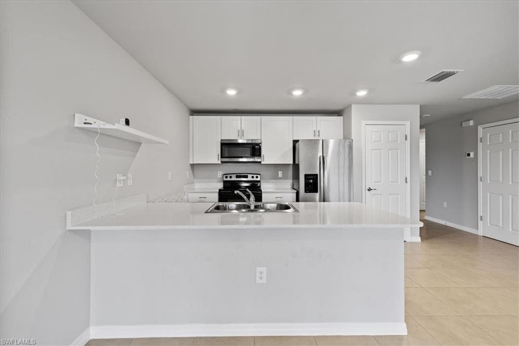 8015 Mangrove CIR, LABELLE FL 33935-11