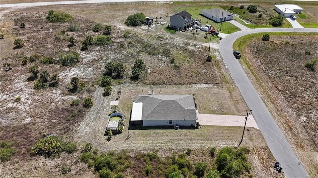 8015 Mangrove CIR, LABELLE FL 33935-33