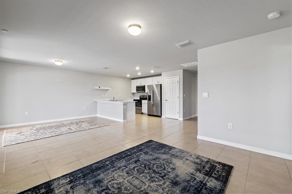 8015 Mangrove CIR, LABELLE FL 33935-9