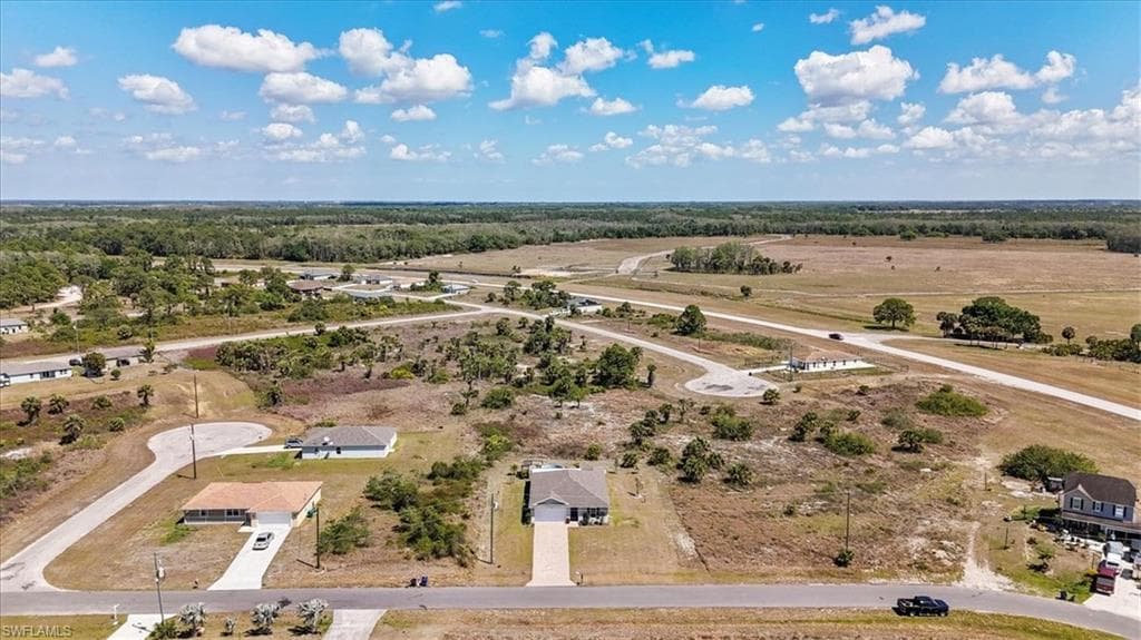 8015 Mangrove CIR, LABELLE FL 33935-32