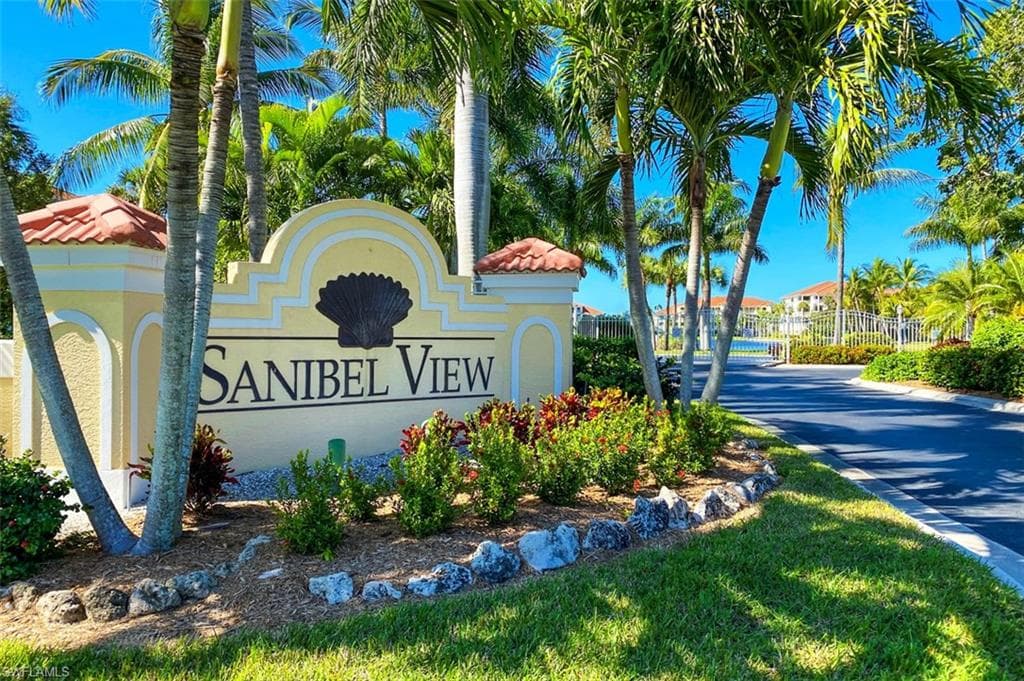 20031 Sanibel View CIR # 102, FORT MYERS FL 33908-1