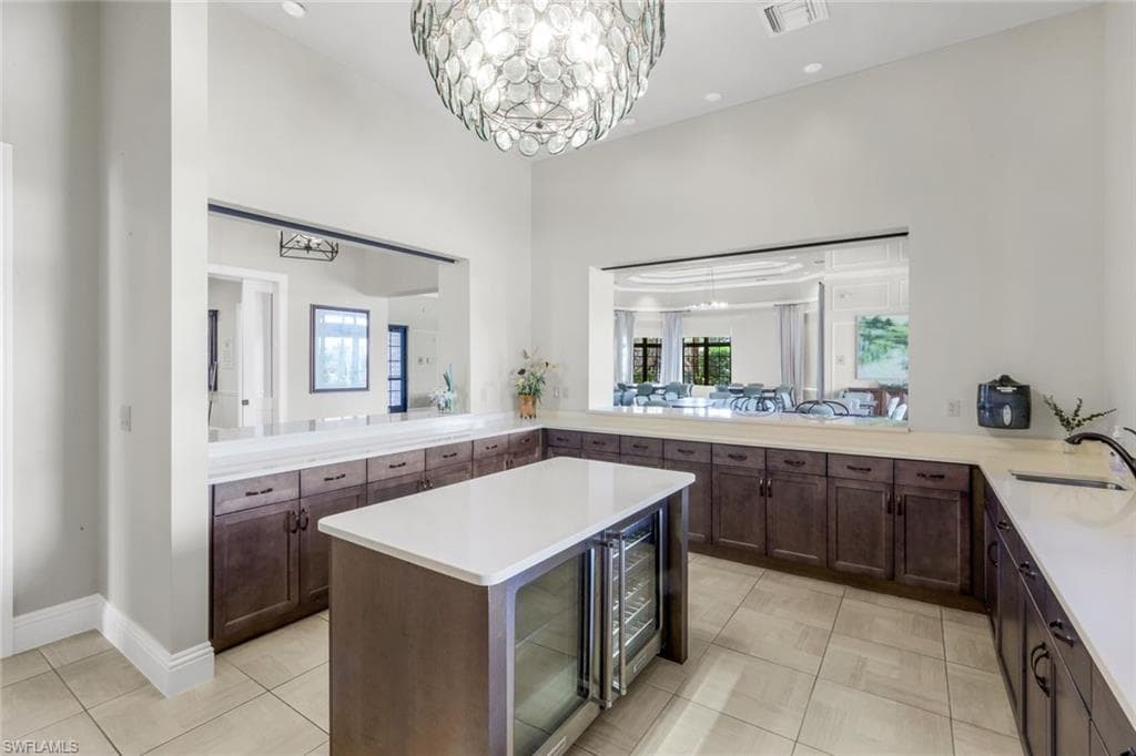 9445 Glenforest DR, NAPLES FL 34120-40