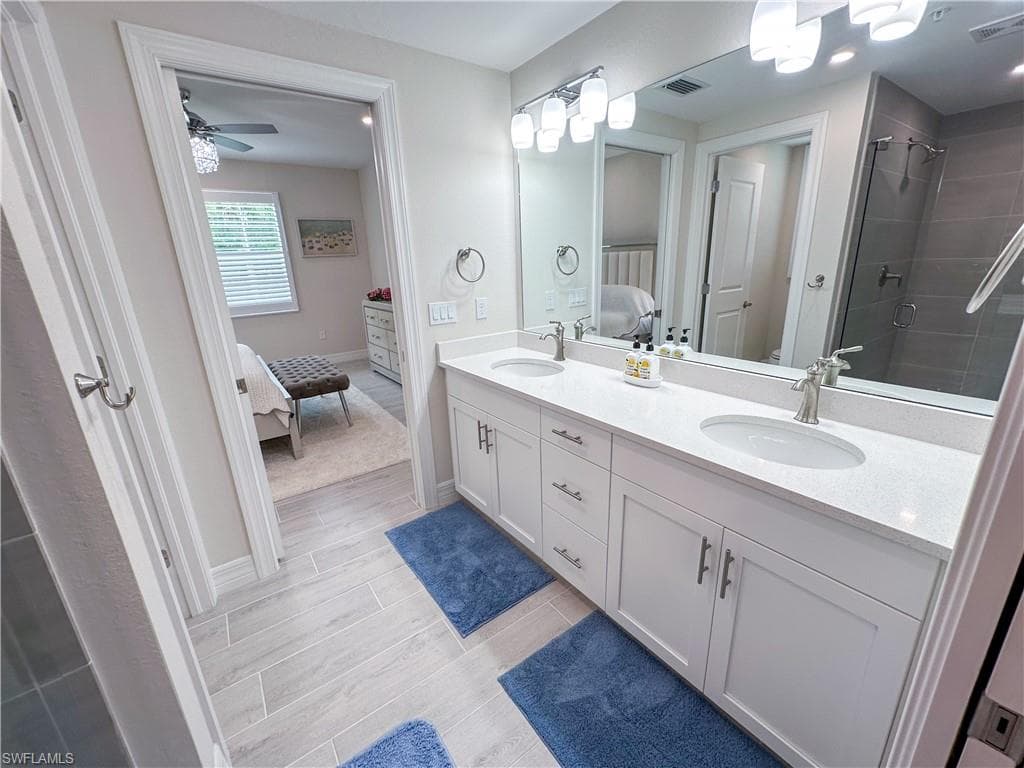 220 Indies Dr E 101-27