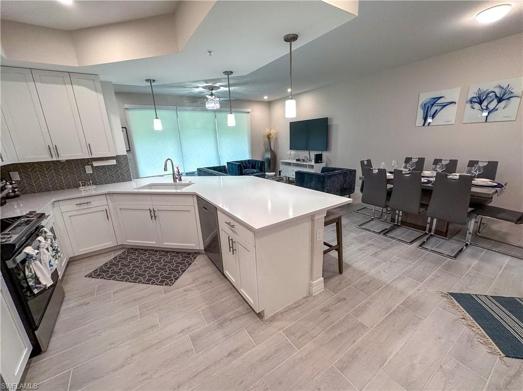 220 Indies Dr E 101-10