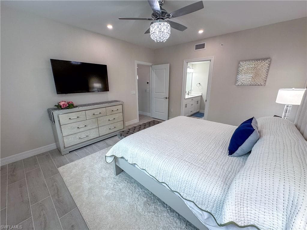 220 Indies Dr E 101-25
