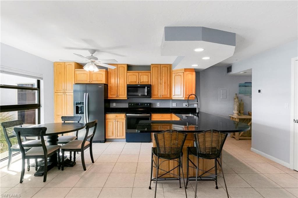 1085 Bald Eagle DR # F401, MARCO ISLAND FL 34145-5