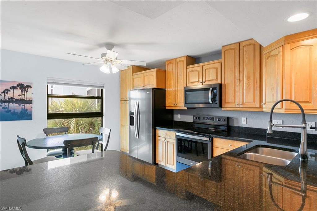 1085 Bald Eagle DR # F401, MARCO ISLAND FL 34145-6