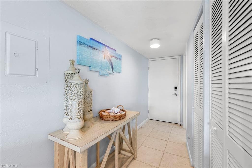 1085 Bald Eagle DR # F401, MARCO ISLAND FL 34145-2