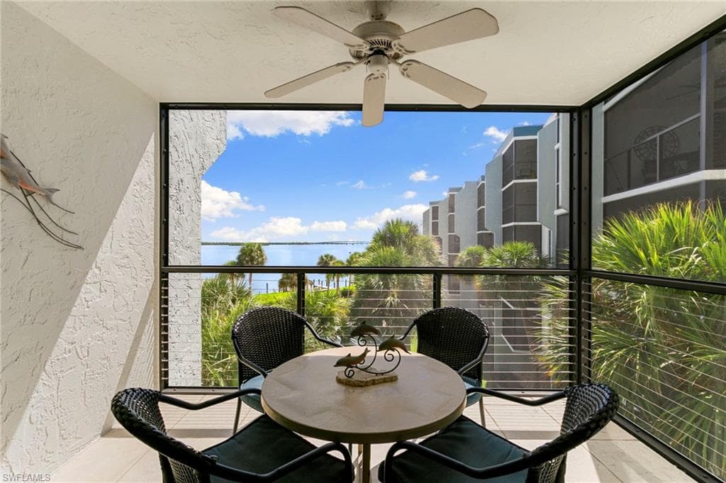 1085 Bald Eagle DR # F401, MARCO ISLAND FL 34145-20