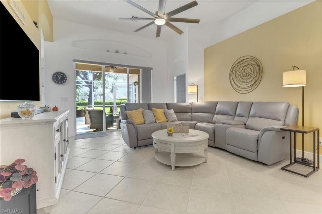 8106 Tauren CT, NAPLES FL 34119-5