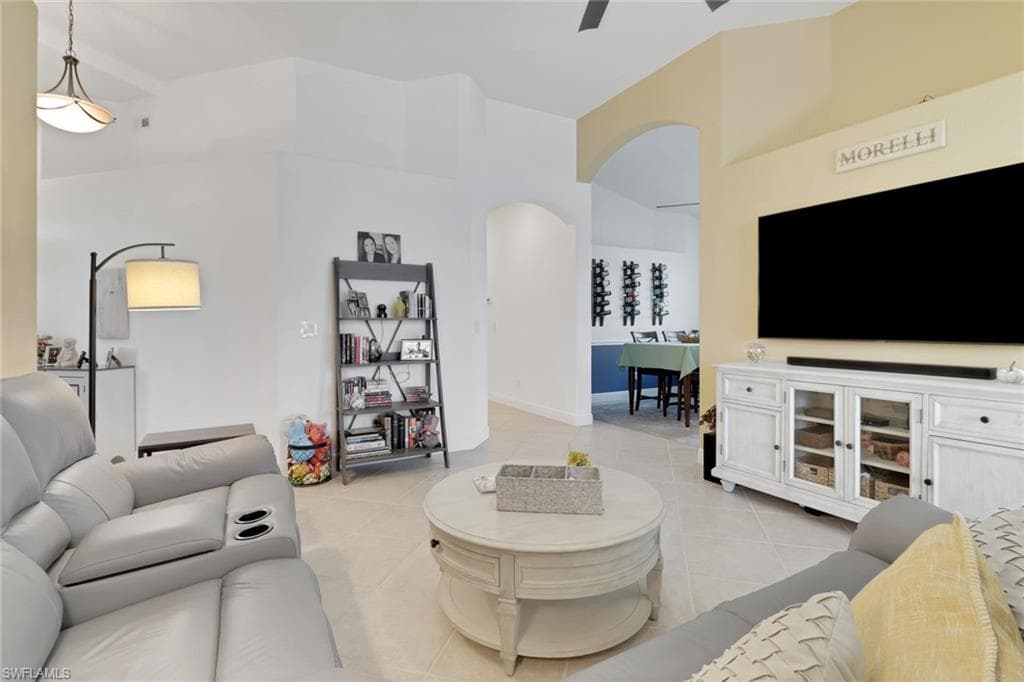 8106 Tauren CT, NAPLES FL 34119-6