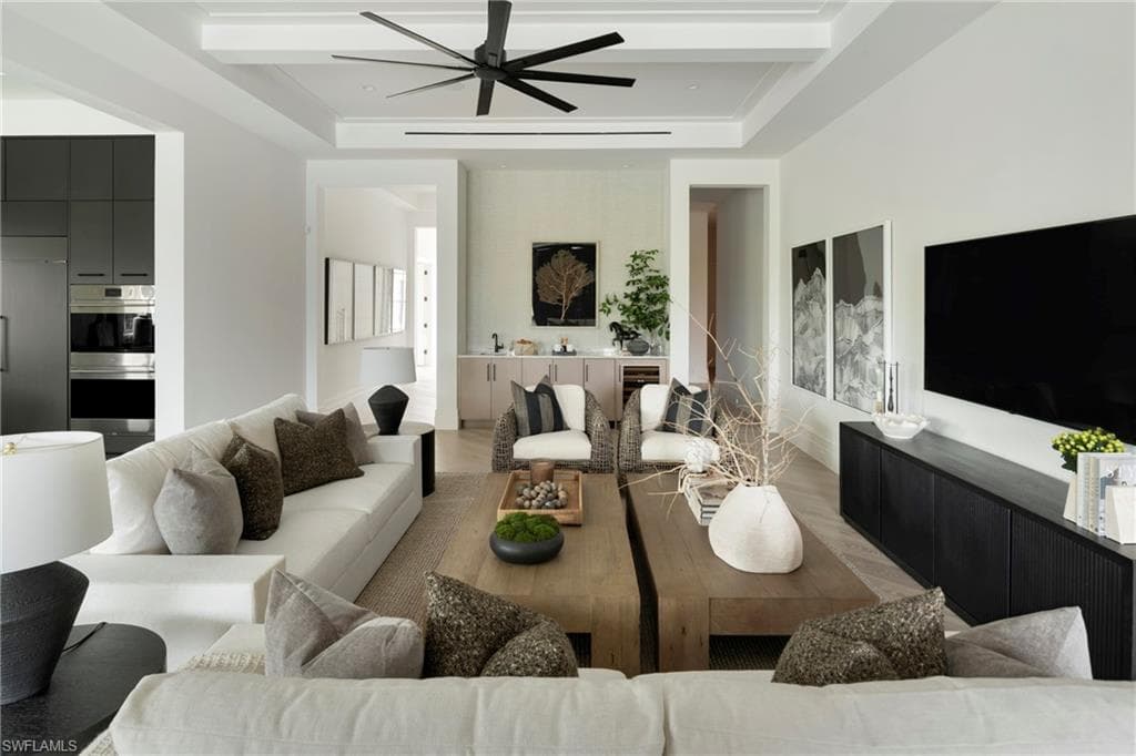 6704 Newport RD, NAPLES FL 34109-5