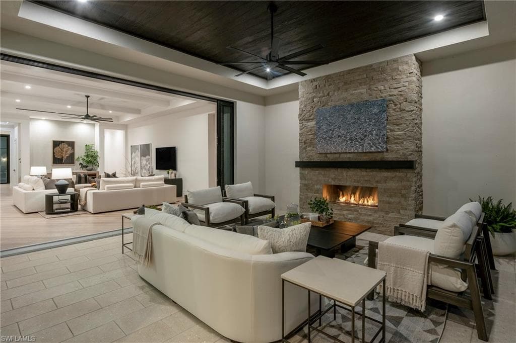 6704 Newport RD, NAPLES FL 34109-35