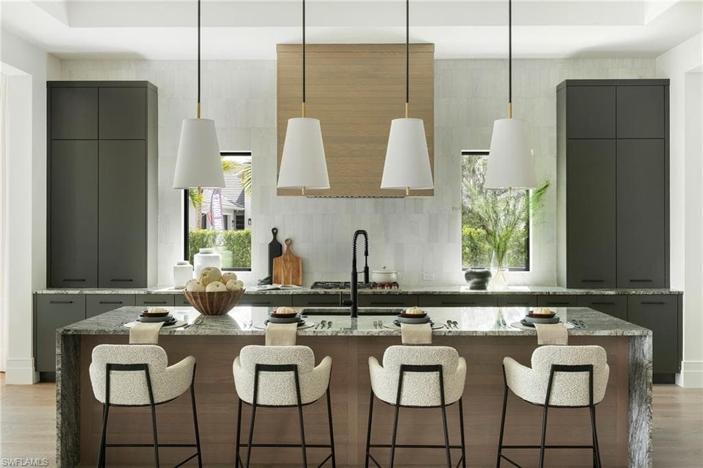 6704 Newport RD, NAPLES FL 34109-8