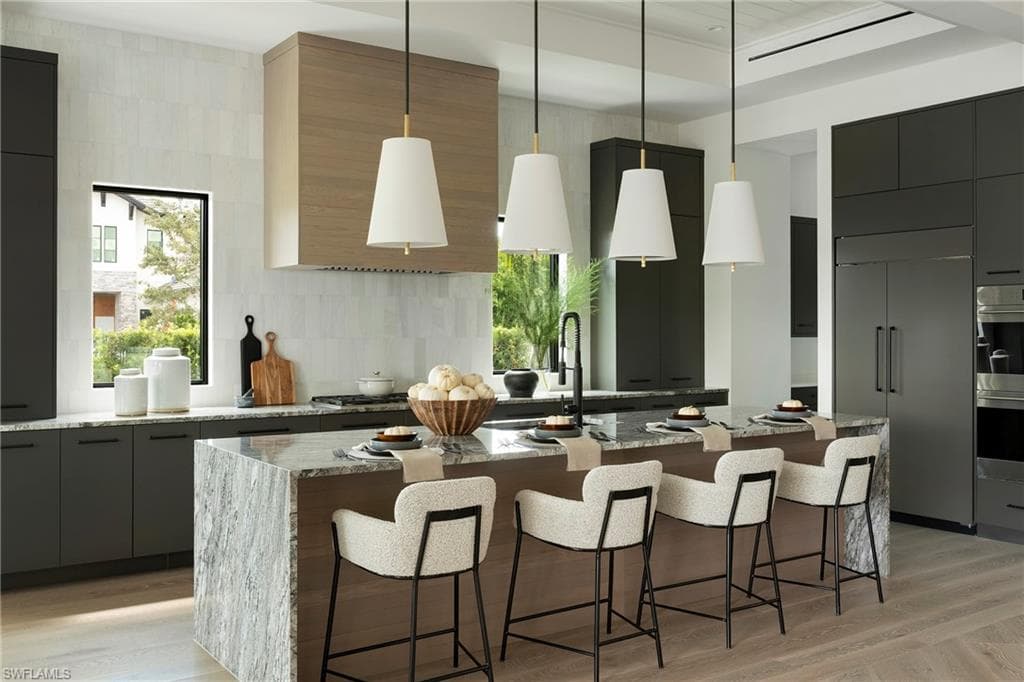 6704 Newport RD, NAPLES FL 34109-9