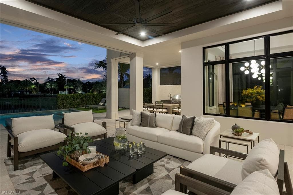 6704 Newport RD, NAPLES FL 34109-34