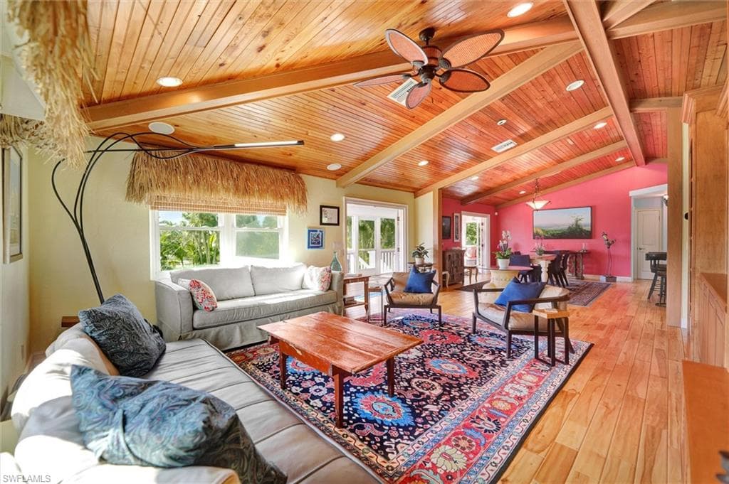 6101 Starling WAY, SANIBEL FL 33957-16
