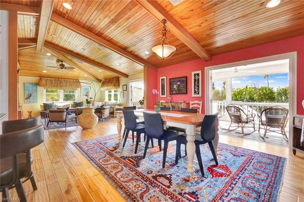 6101 Starling WAY, SANIBEL FL 33957-15