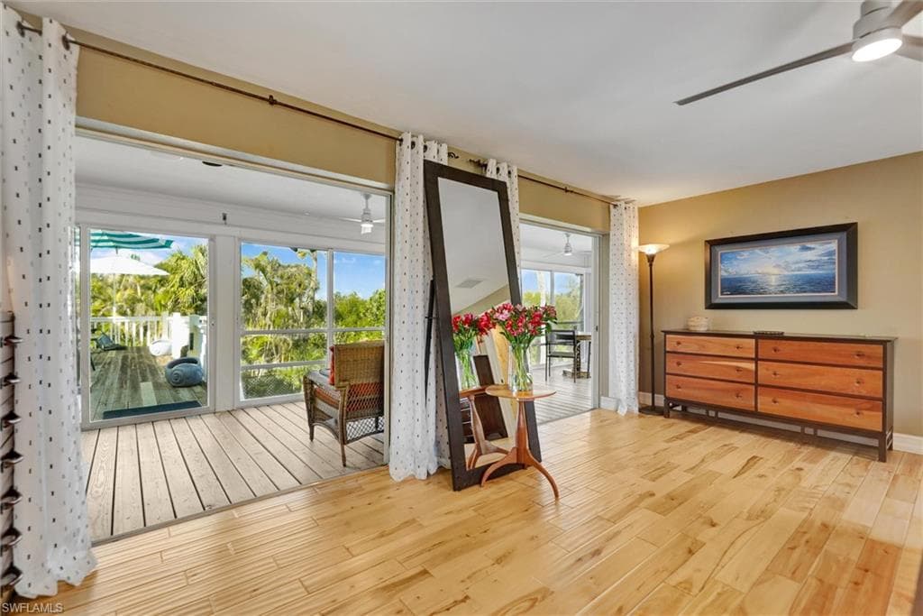 6101 Starling WAY, SANIBEL FL 33957-31