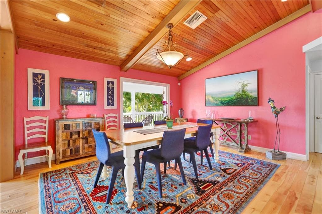 6101 Starling WAY, SANIBEL FL 33957-18