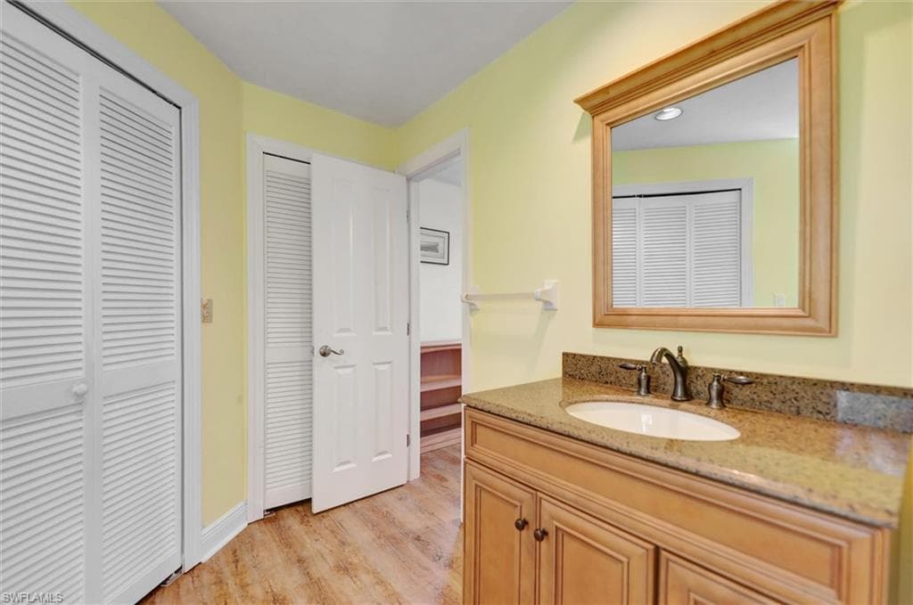 6101 Starling WAY, SANIBEL FL 33957-39