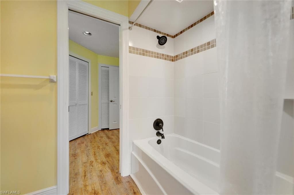 6101 Starling WAY, SANIBEL FL 33957-38