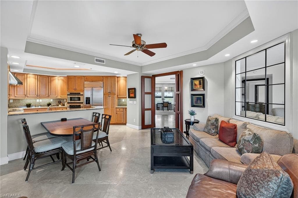 285 Grande WAY # 705, NAPLES FL 34110-12