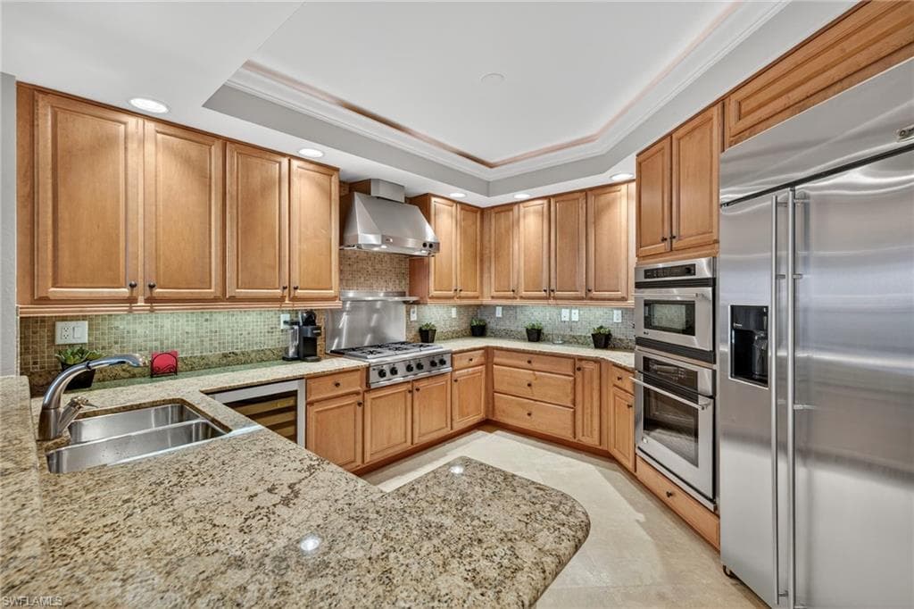 285 Grande WAY # 705, NAPLES FL 34110-10